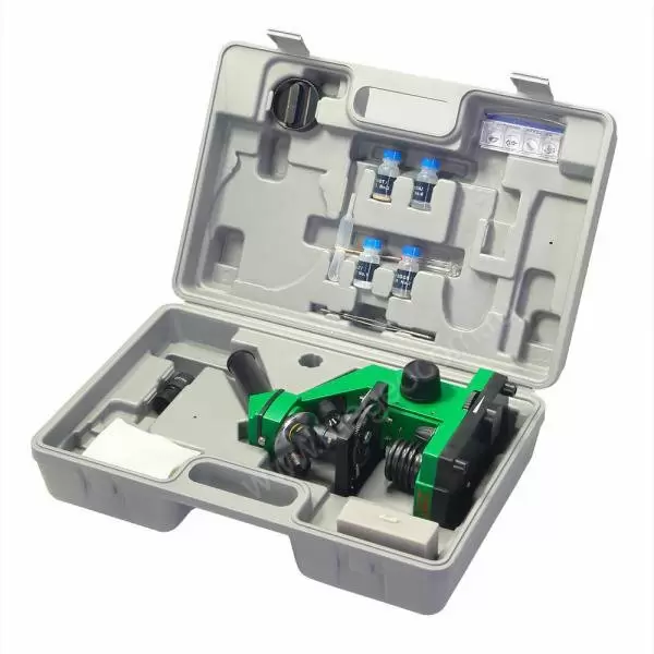 Микроскоп Микромед Эврика 40x-400x в кейсе (лайм)