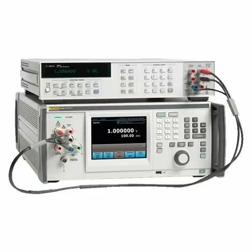 Высокопроизводительный многофункциональный калибратор Fluke 5730A/03 230