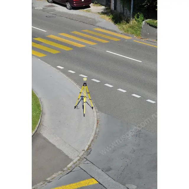 GPS/GNSS приемник GeoMax Zenith10 (GSM)