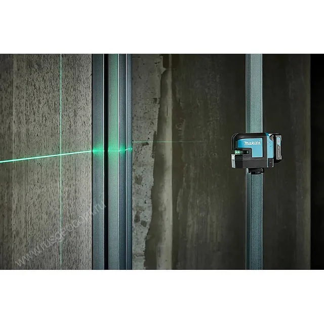 Лазерный уровень Makita SK105GDZ