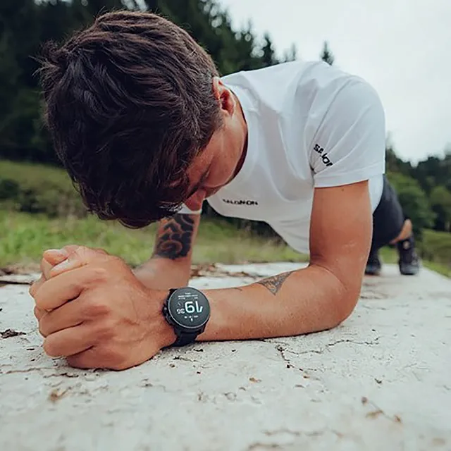 Часы SUUNTO Race All Black, черные